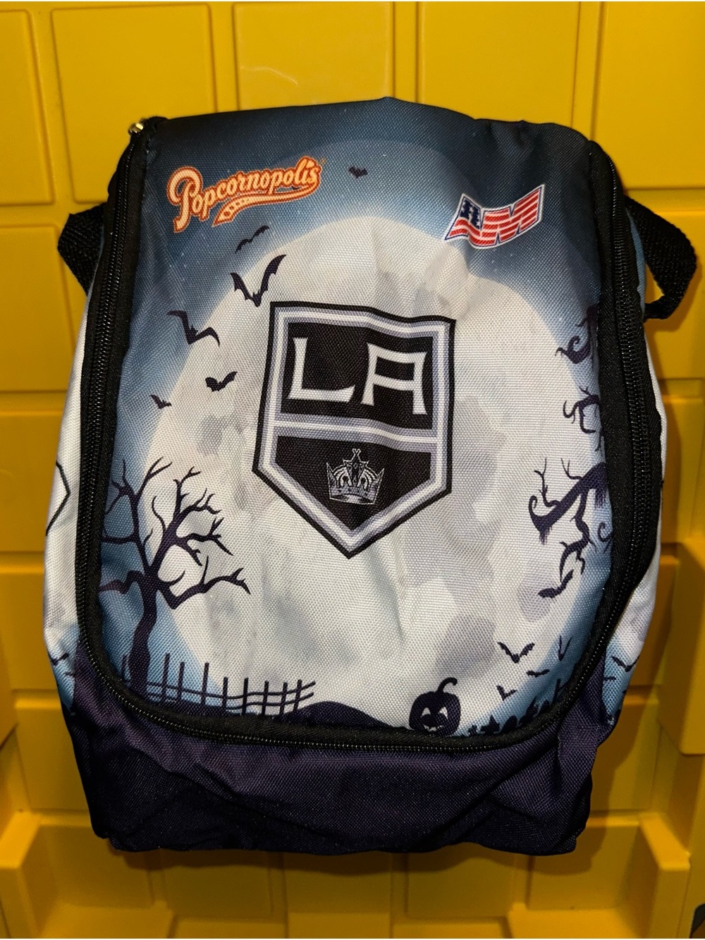 LA kings Logo Black and Gray Cooler Lunch Bag - Patch